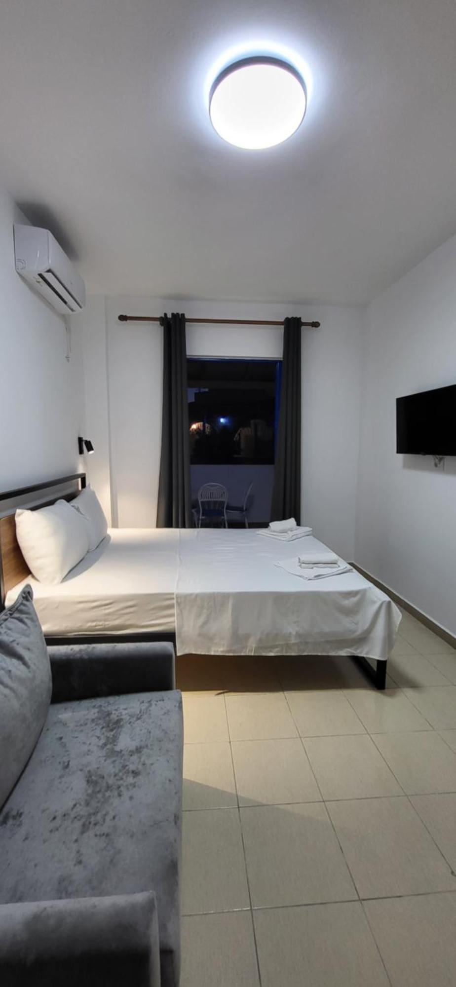 Itaka Summer Rooms Lukova Buitenkant foto