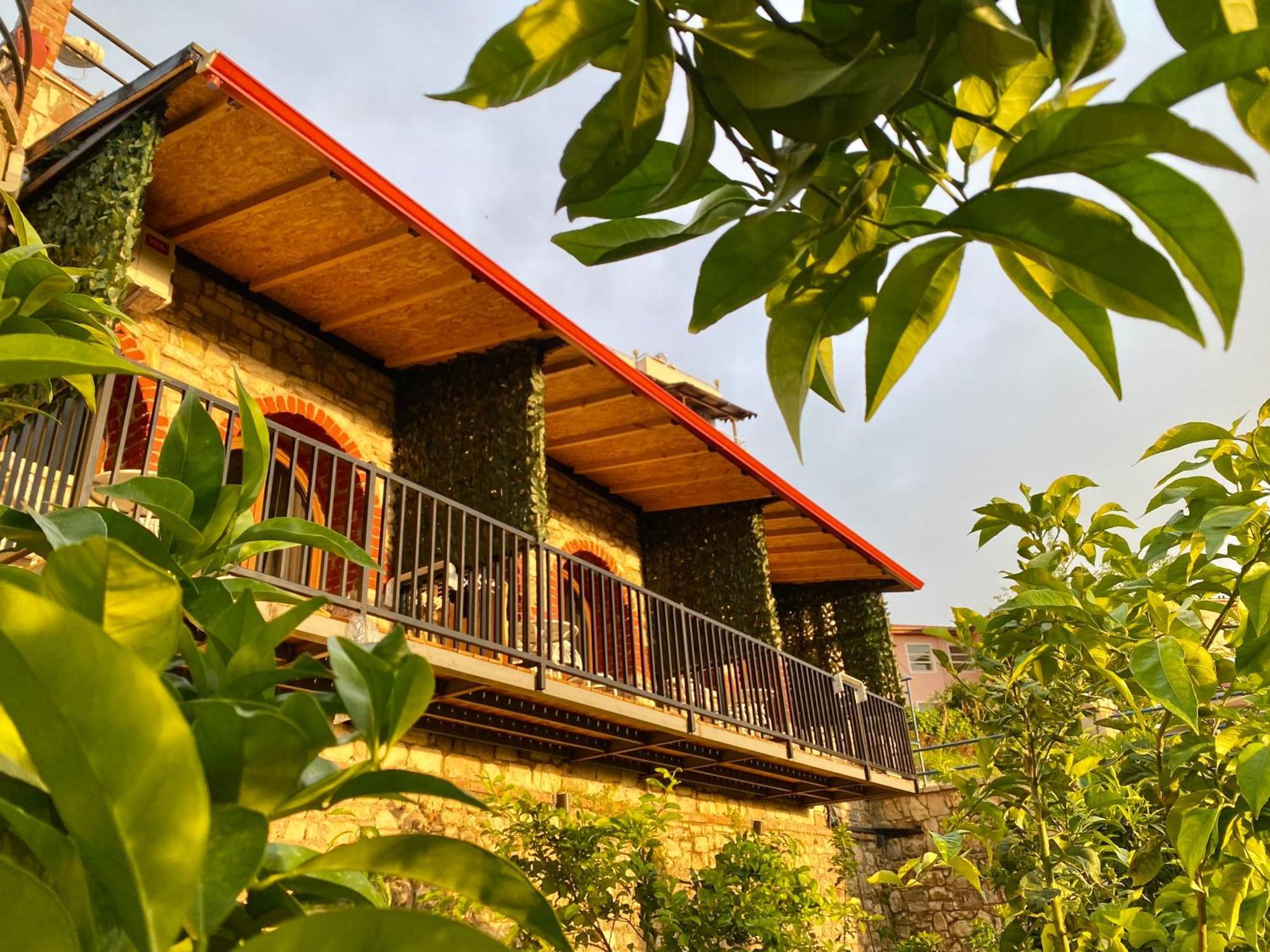 Itaka Summer Rooms Lukova Buitenkant foto